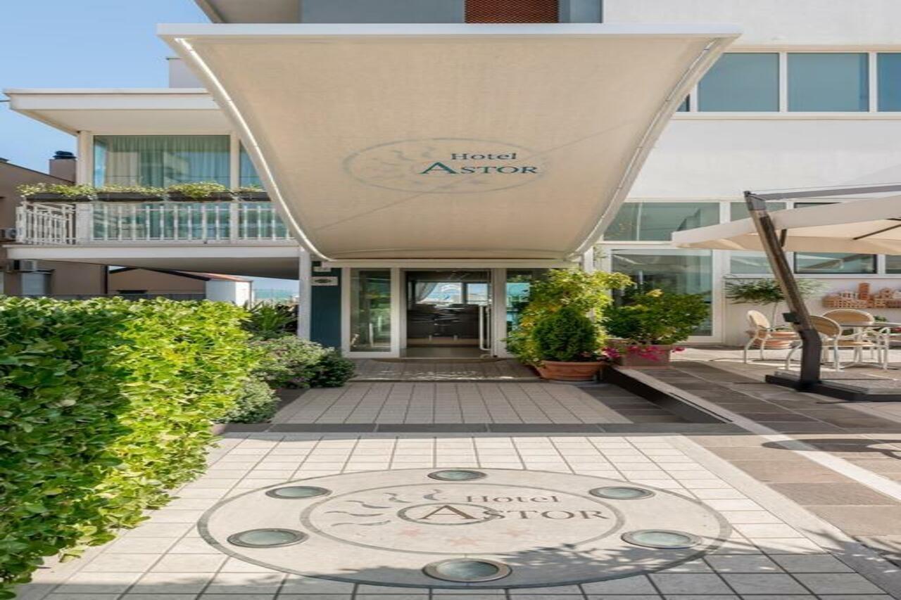Hotel Astor ريميني المظهر الخارجي الصورة