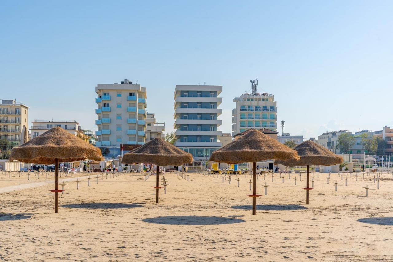 Hotel Astor ريميني المظهر الخارجي الصورة