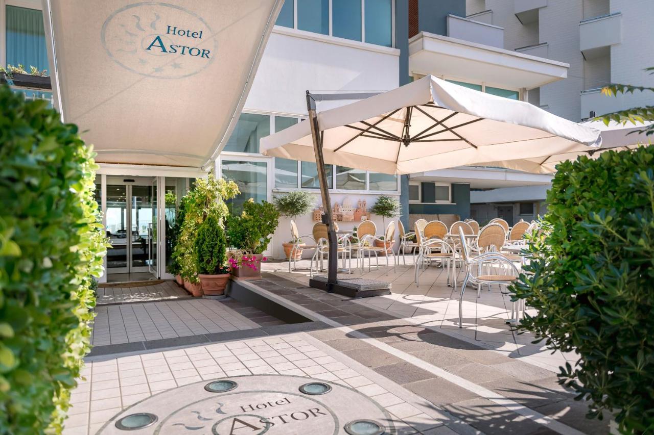 Hotel Astor ريميني المظهر الخارجي الصورة