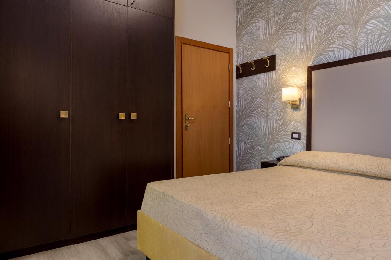 Hotel Astor ريميني المظهر الخارجي الصورة
